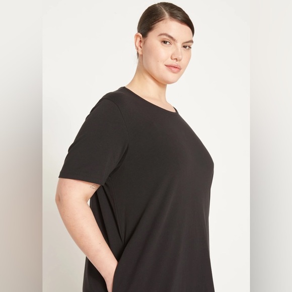 UNIVERSAL STANDARD - Hallie Short Sleeve T-Shirt Dress - Black - L (22-24 / 3X) - Picture 4 of 9